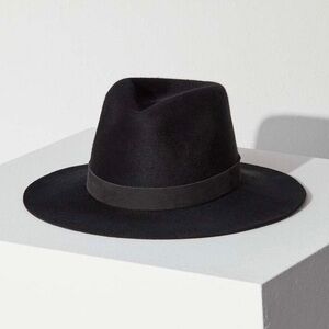 Janessa Leone Luca Packable Hat in BLACK